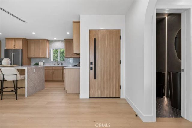 9970 Milano, Sun Valley, CA 91352