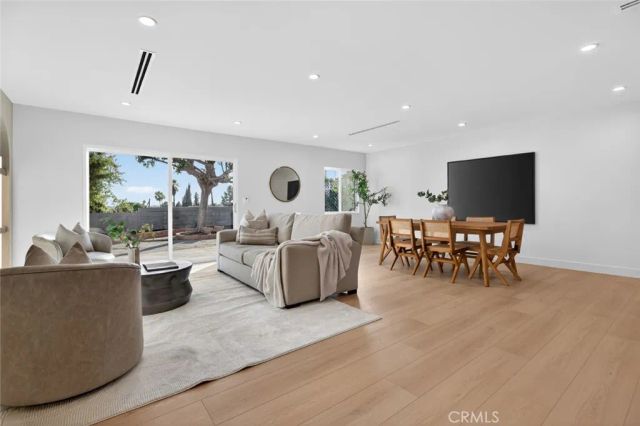 9970 Milano, Sun Valley, CA 91352