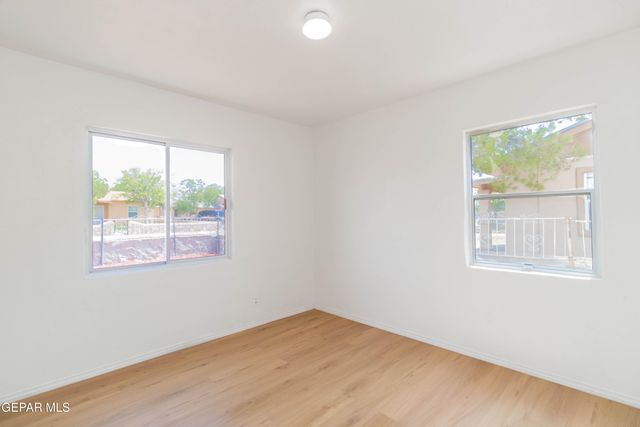 7702 HERMOSILLO Drive, El Paso, TX 79915