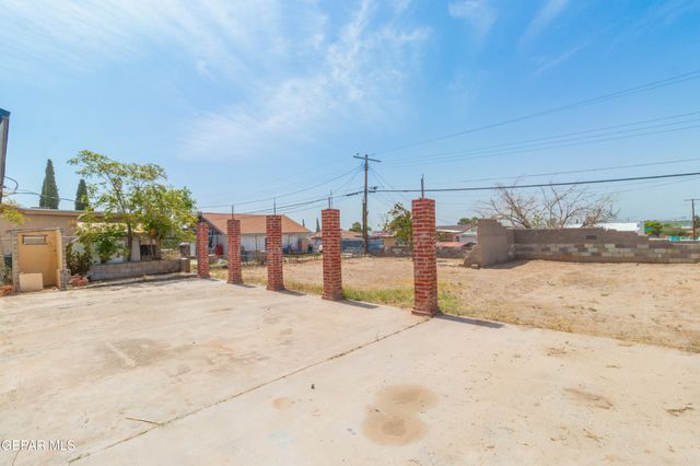 7702 HERMOSILLO Drive, El Paso, TX 79915