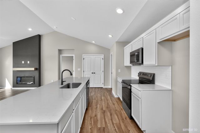 1224 Arrow Avenue NE, Bondurant, IA 50035