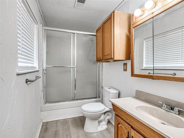 16004 April Drive, Newalla, OK 74857