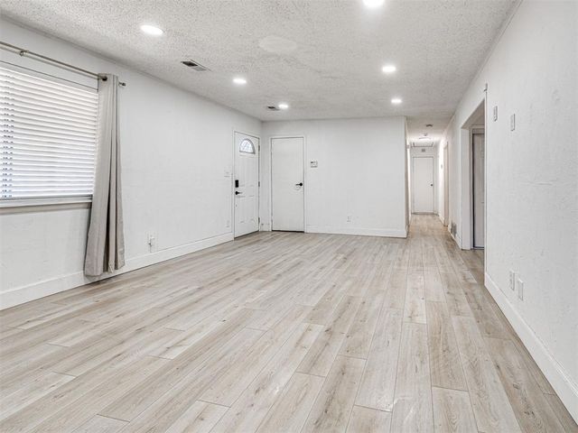 16004 April Drive, Newalla, OK 74857