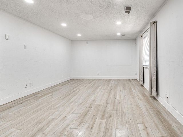 16004 April Drive, Newalla, OK 74857