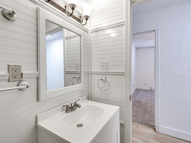 16004 April Drive, Newalla, OK 74857