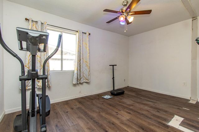 5467 9th St, Keyes, CA 95328