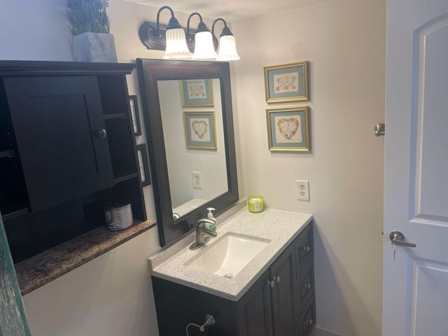 4539 Luxemburg Court 202, Lake Worth, FL 33467