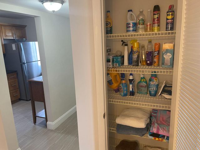 4539 Luxemburg Court 202, Lake Worth, FL 33467