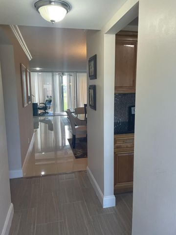 4539 Luxemburg Court 202, Lake Worth, FL 33467