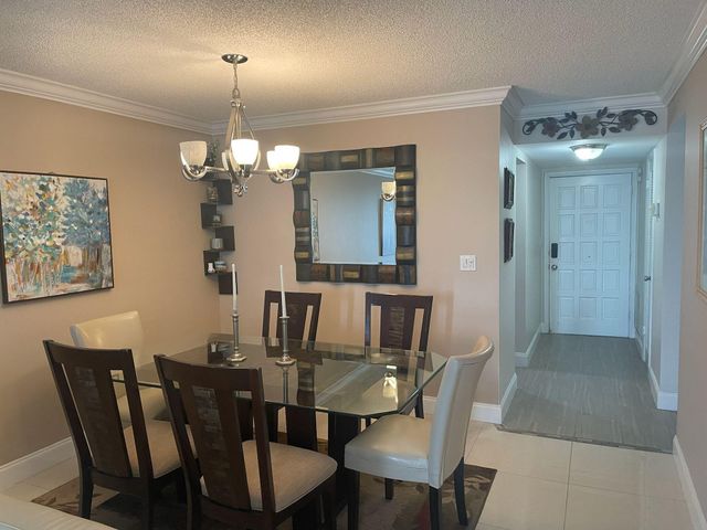 4539 Luxemburg Court 202, Lake Worth, FL 33467