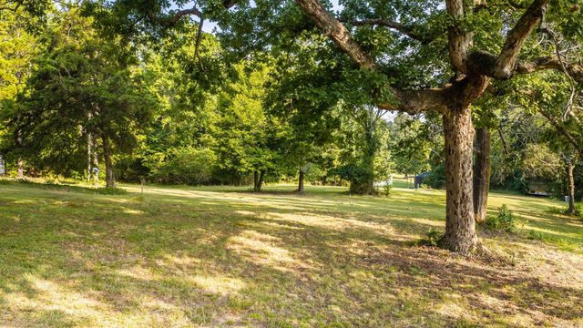 17601 Burlingame Road, Little Rock, AR 72223