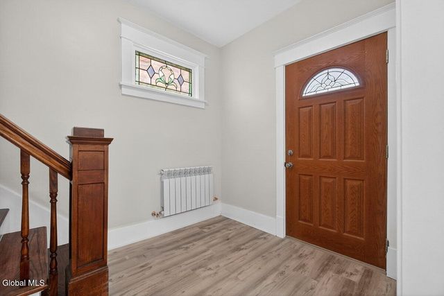 41 Mereline Avenue, Albany, NY 12209