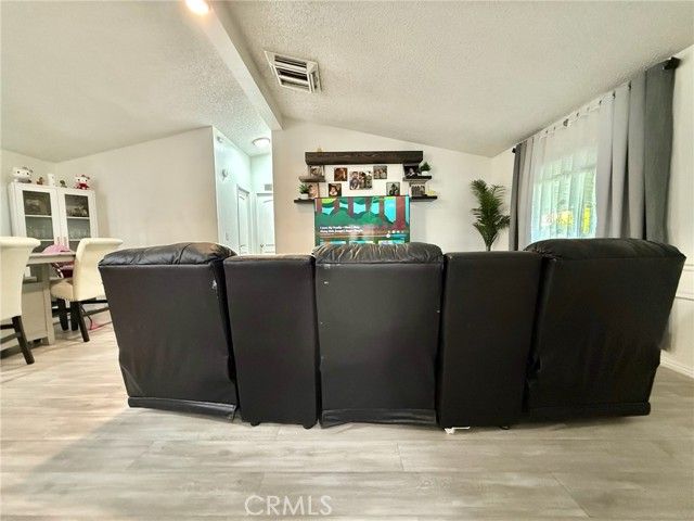 22020 Nisqually Road 49, Apple Valley, CA 92308