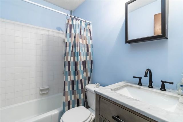 5272 Cumberland Way, Stone Mountain, GA 30087