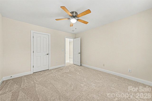 1305 Linden Glen Drive, Matthews, NC 28104