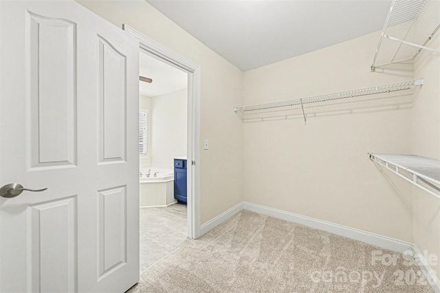 1305 Linden Glen Drive, Matthews, NC 28104