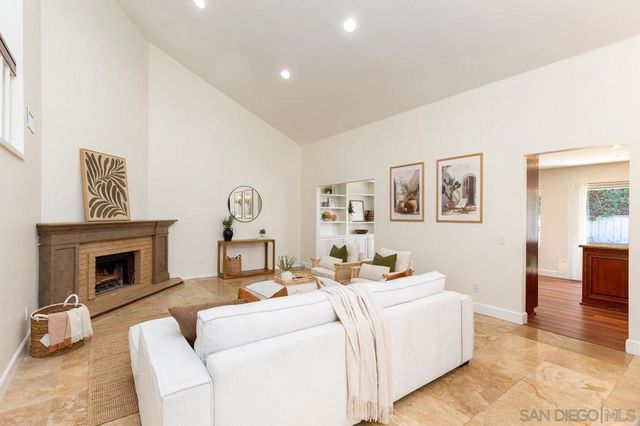 3725 Old Cobble Road, San Diego, CA 92111