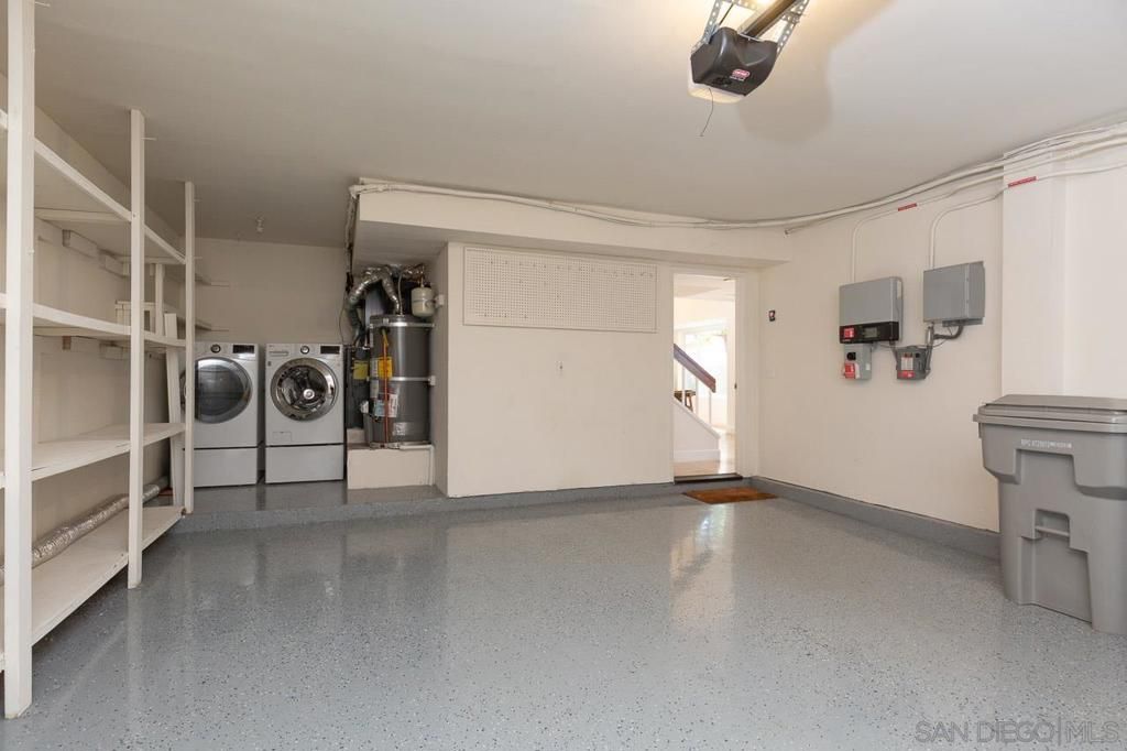 Image 26 of property listing at 3725 Old Cobble Road, San Diego, CA 92111