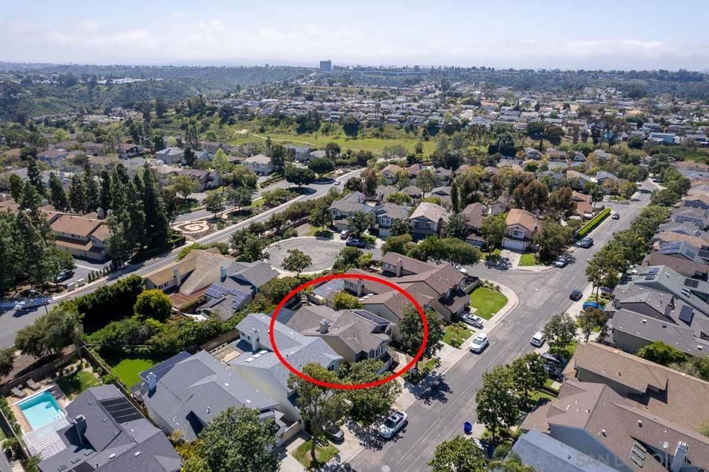 Image 27 of property listing at 3725 Old Cobble Road, San Diego, CA 92111