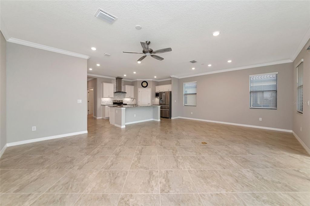 Image 12 of property listing at 10202 MARBELLA DRIVE, Bradenton, FL 34211