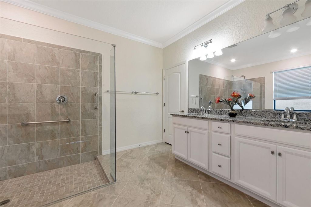 Image 22 of property listing at 10202 MARBELLA DRIVE, Bradenton, FL 34211