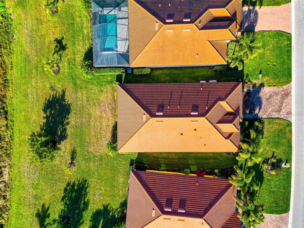 Image 55 of property listing at 10202 MARBELLA DRIVE, Bradenton, FL 34211