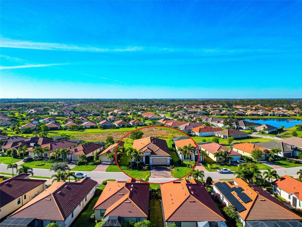 Image 56 of property listing at 10202 MARBELLA DRIVE, Bradenton, FL 34211