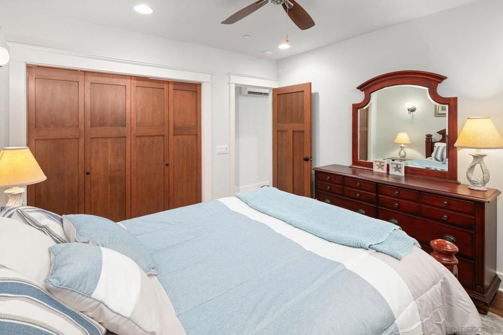 Image 20 of property listing at 814 F Avenue, Coronado, CA 92118