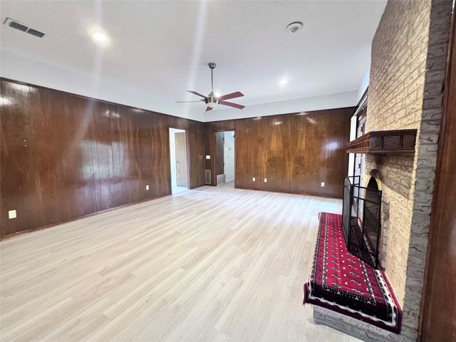 1804 University Drive, Richardson, TX 75081