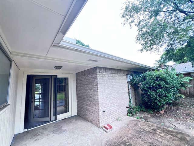 1804 University Drive, Richardson, TX 75081