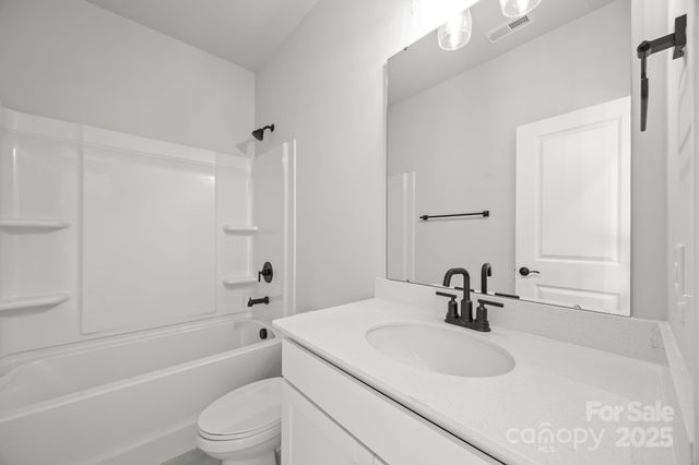 4045 Grommet Court, Matthews, NC 28105