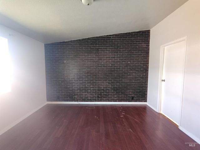 134 1st Street, Nampa, ID 83687