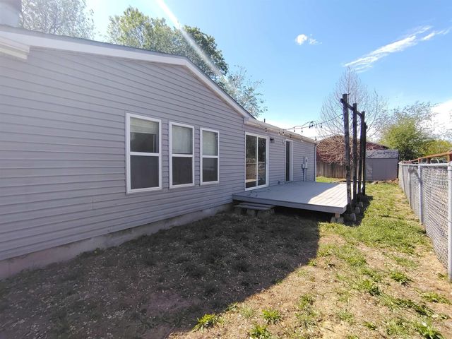 134 1st Street, Nampa, ID 83687