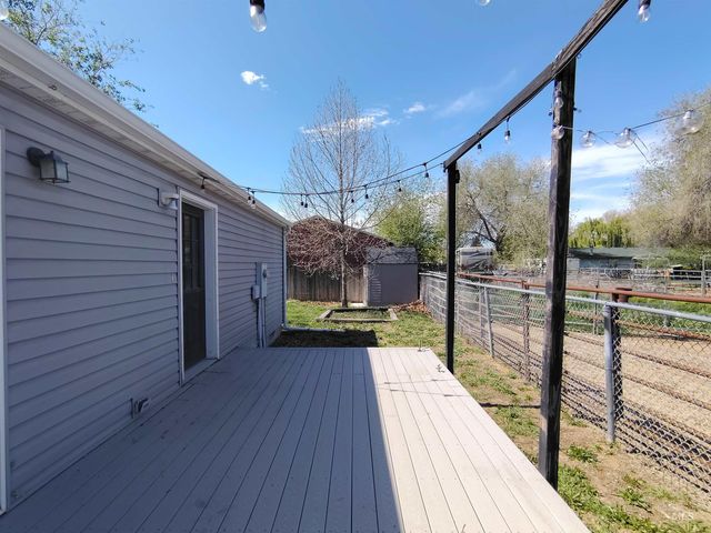 134 1st Street, Nampa, ID 83687