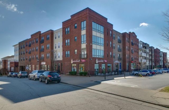 7233 Althorp Way Apt S1, Nashville, TN 37211