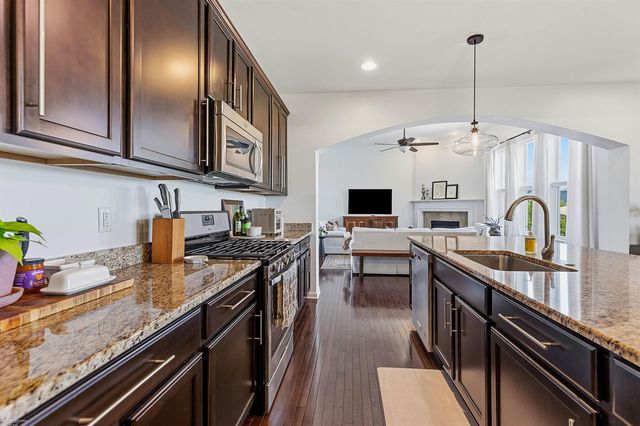 49410 Camarosa Lane, Macomb Twp, MI 48044
