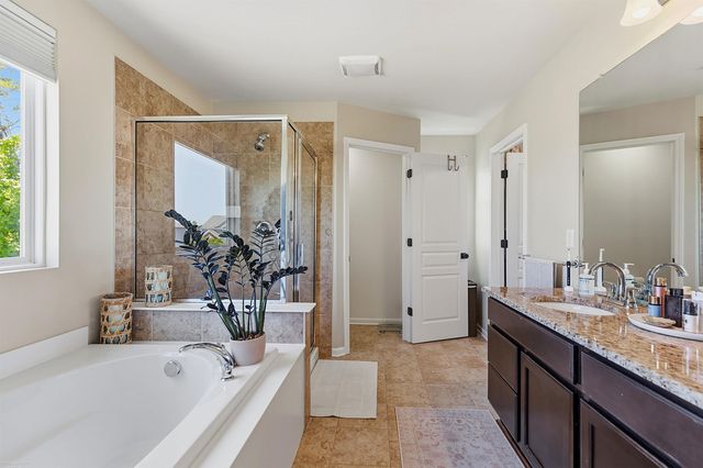 49410 Camarosa Lane, Macomb Twp, MI 48044