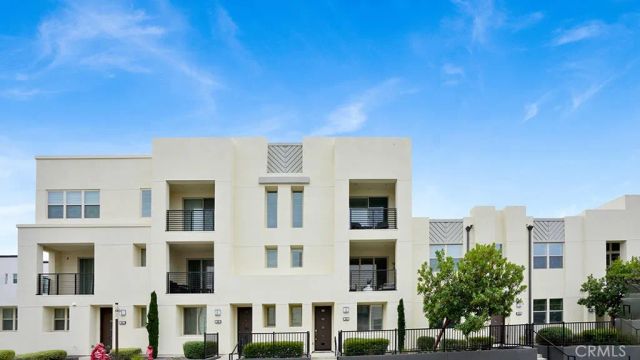 252 Harringay, Irvine, CA 92618