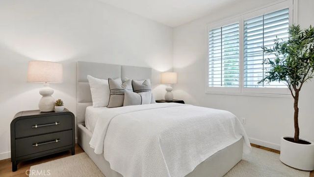252 Harringay, Irvine, CA 92618