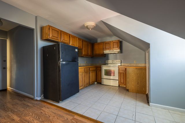 56 Park Avenue 301, Bridgeport, CT 06604