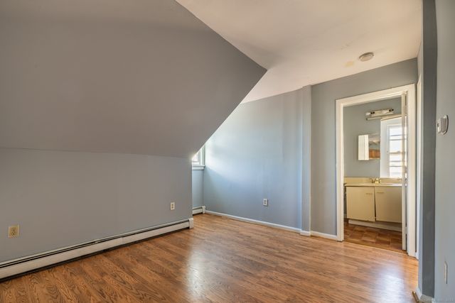 56 Park Avenue 301, Bridgeport, CT 06604