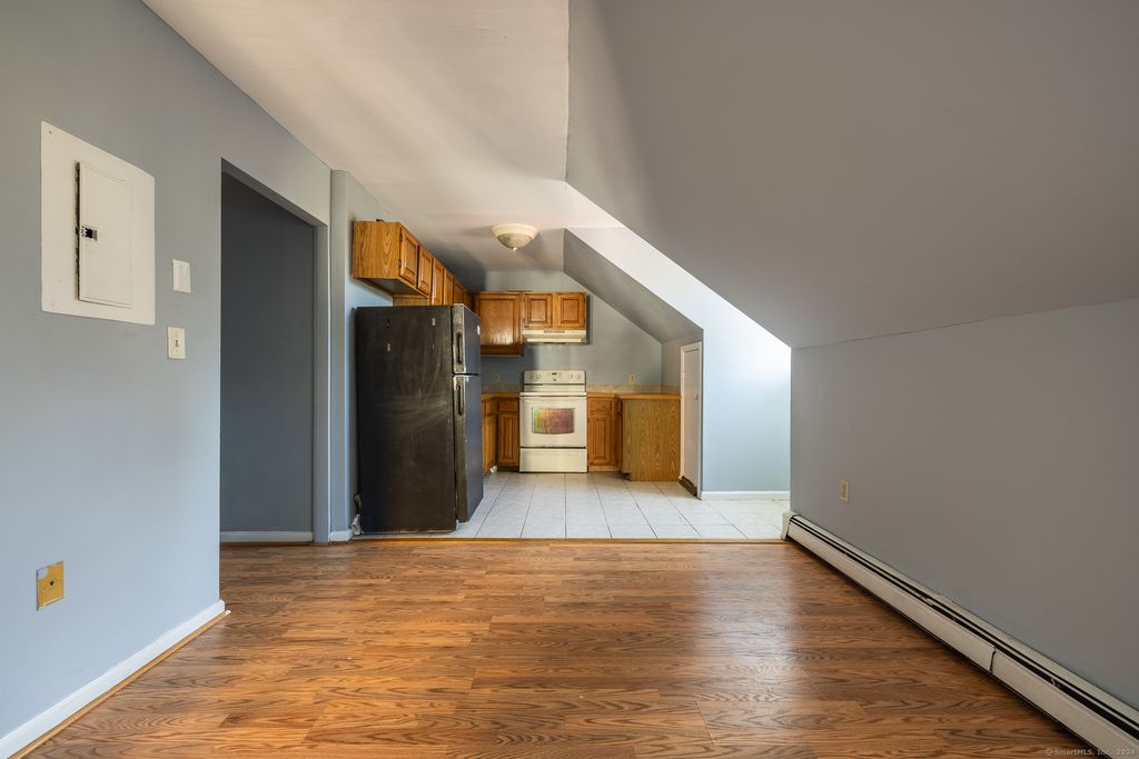 56 Park Avenue 301, Bridgeport, CT 06604