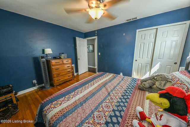 2617 Gardiner Ln, Louisville, KY 40205