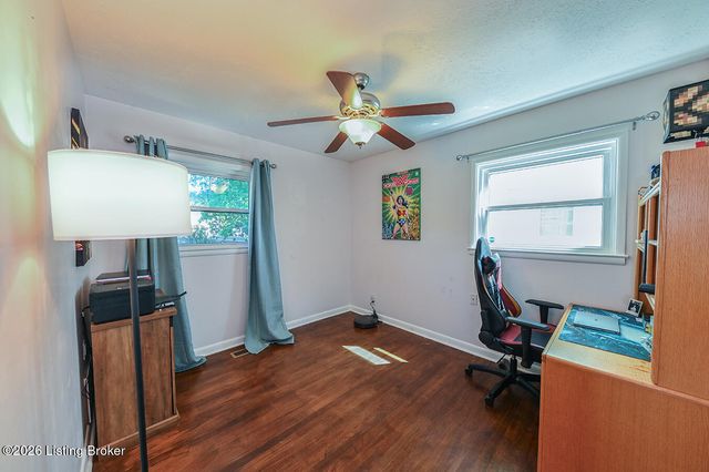 2617 Gardiner Ln, Louisville, KY 40205