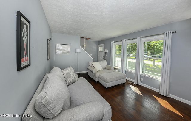 2617 Gardiner Ln, Louisville, KY 40205