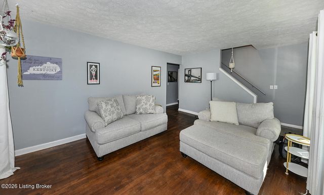 2617 Gardiner Ln, Louisville, KY 40205