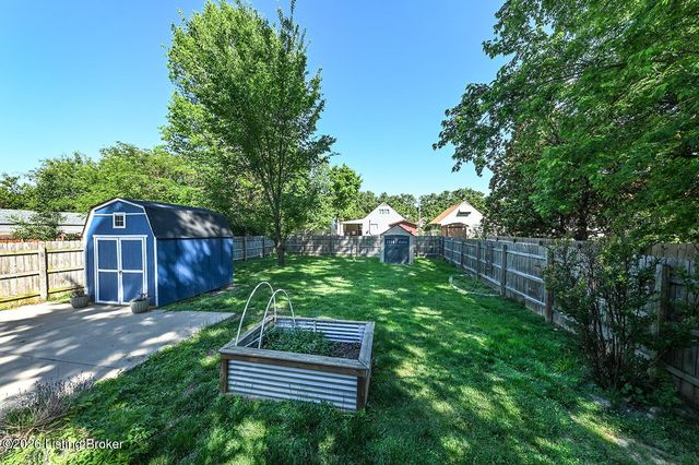 2617 Gardiner Ln, Louisville, KY 40205