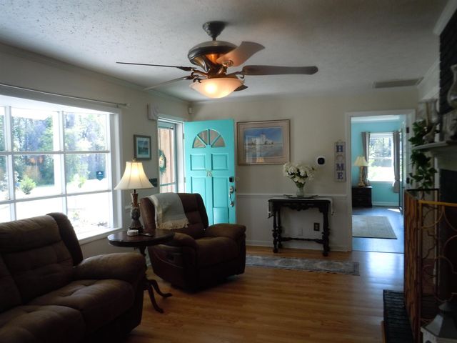 78 A J Lane, Tabor City, NC 28463