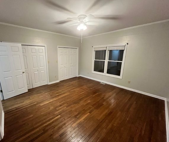 500 Oakwood Dr, Columbia, TN 38401