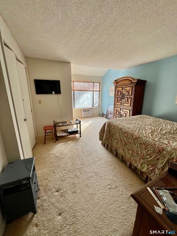 28 Evergreen Road, Torrington, CT 06790